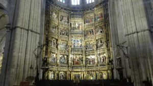 Interior catedral de Oviedo