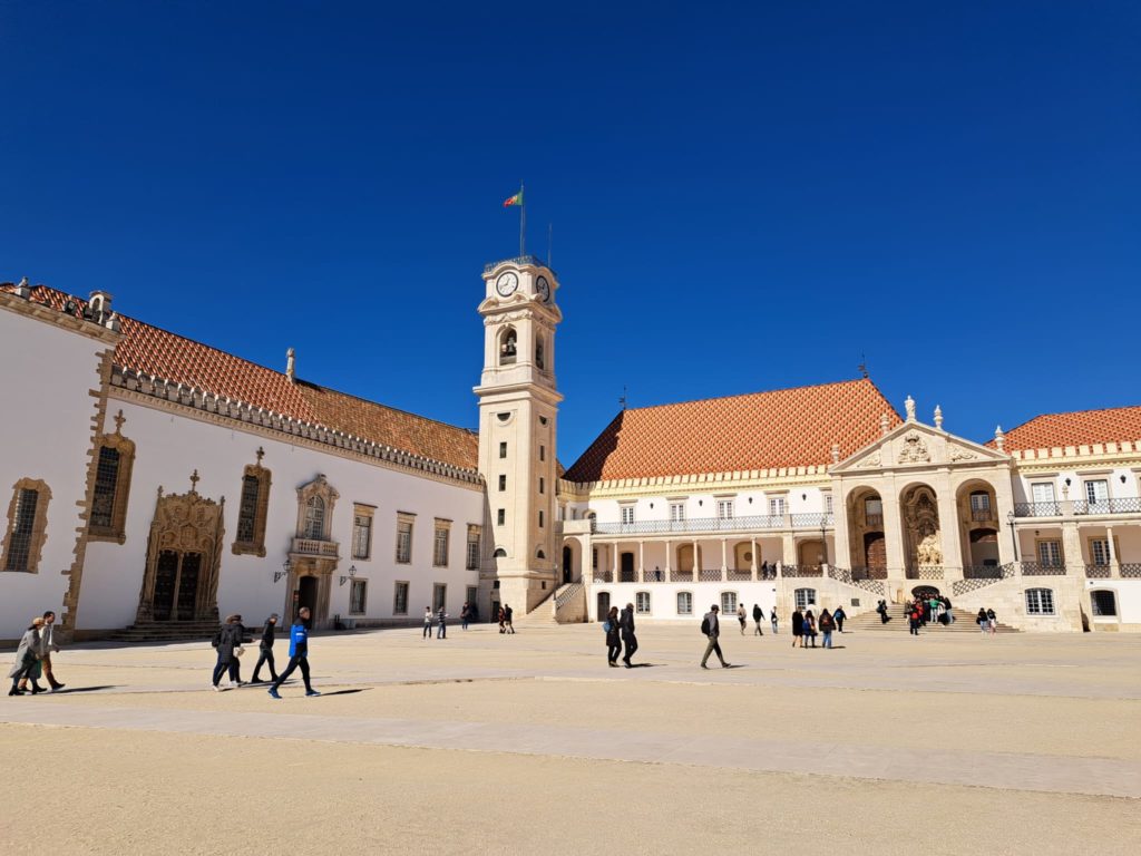 La Universidad de Coimbra es una de las más antiguas e importantes de Portugal